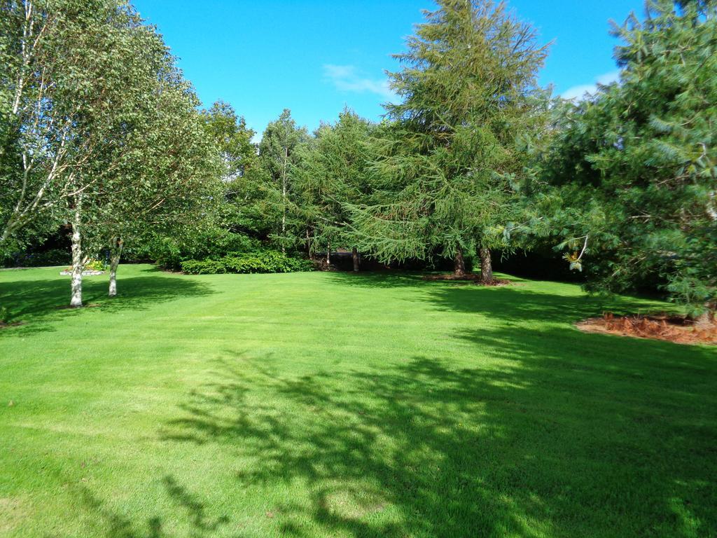 مبيت وإفطار Dunrine Redwood المظهر الخارجي الصورة